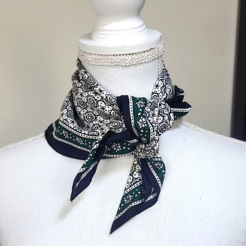 Beautiful Navy Blue Green Floral Square Neck Purse Hair Scarf